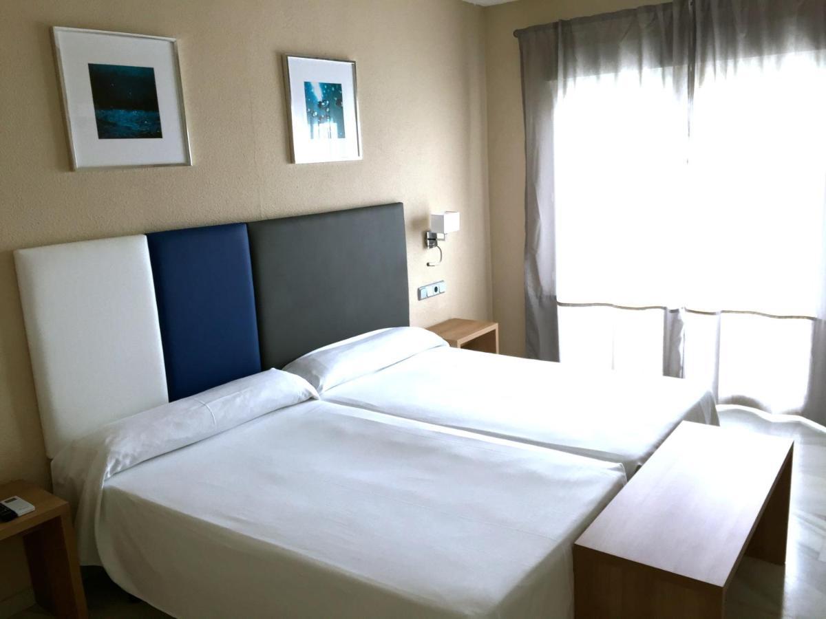 First Flatotel International ベナルマデナ エクステリア 写真