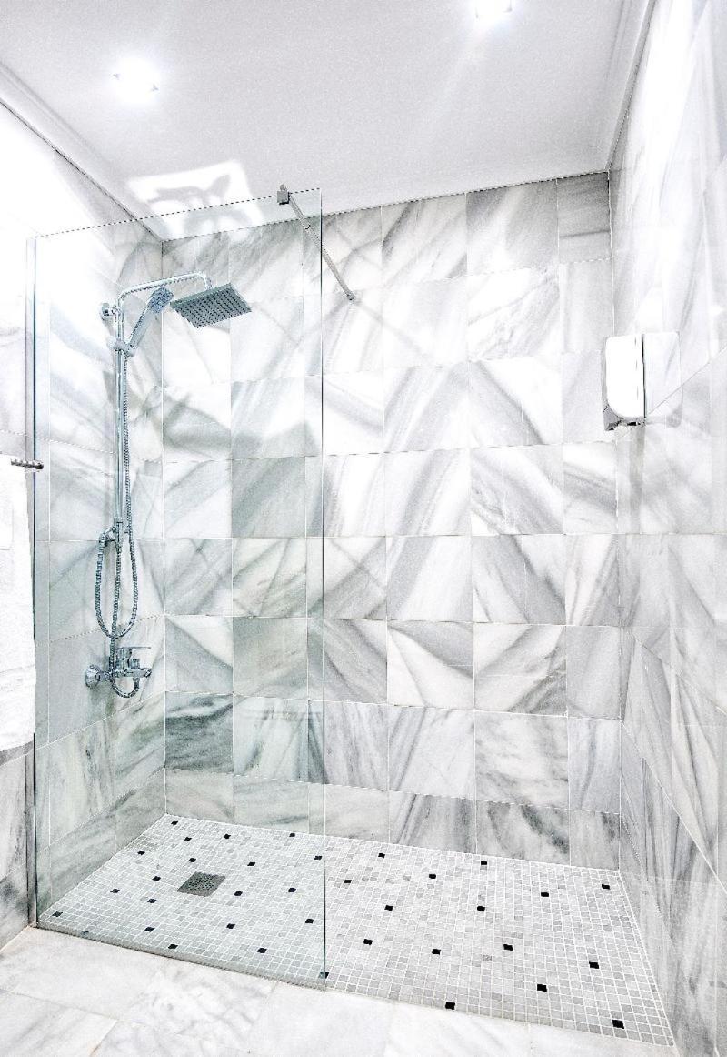 First Flatotel International ベナルマデナ 部屋 写真