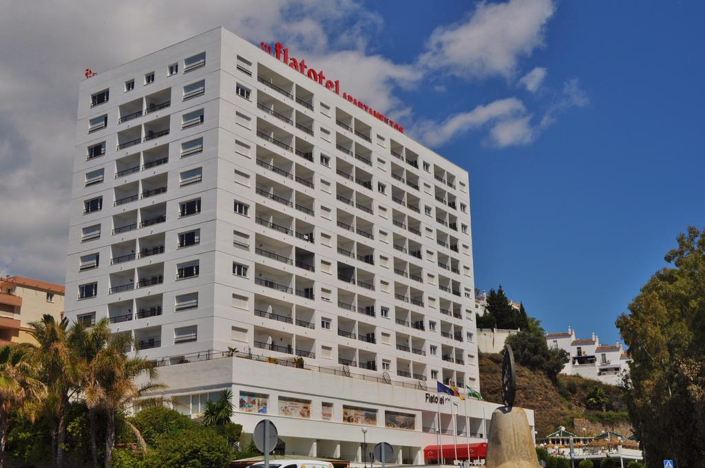 First Flatotel International ベナルマデナ エクステリア 写真